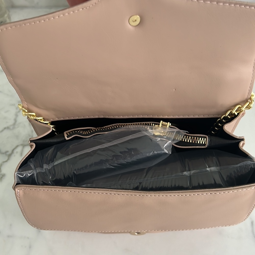 Handbag NWT - Picture 3 of 8